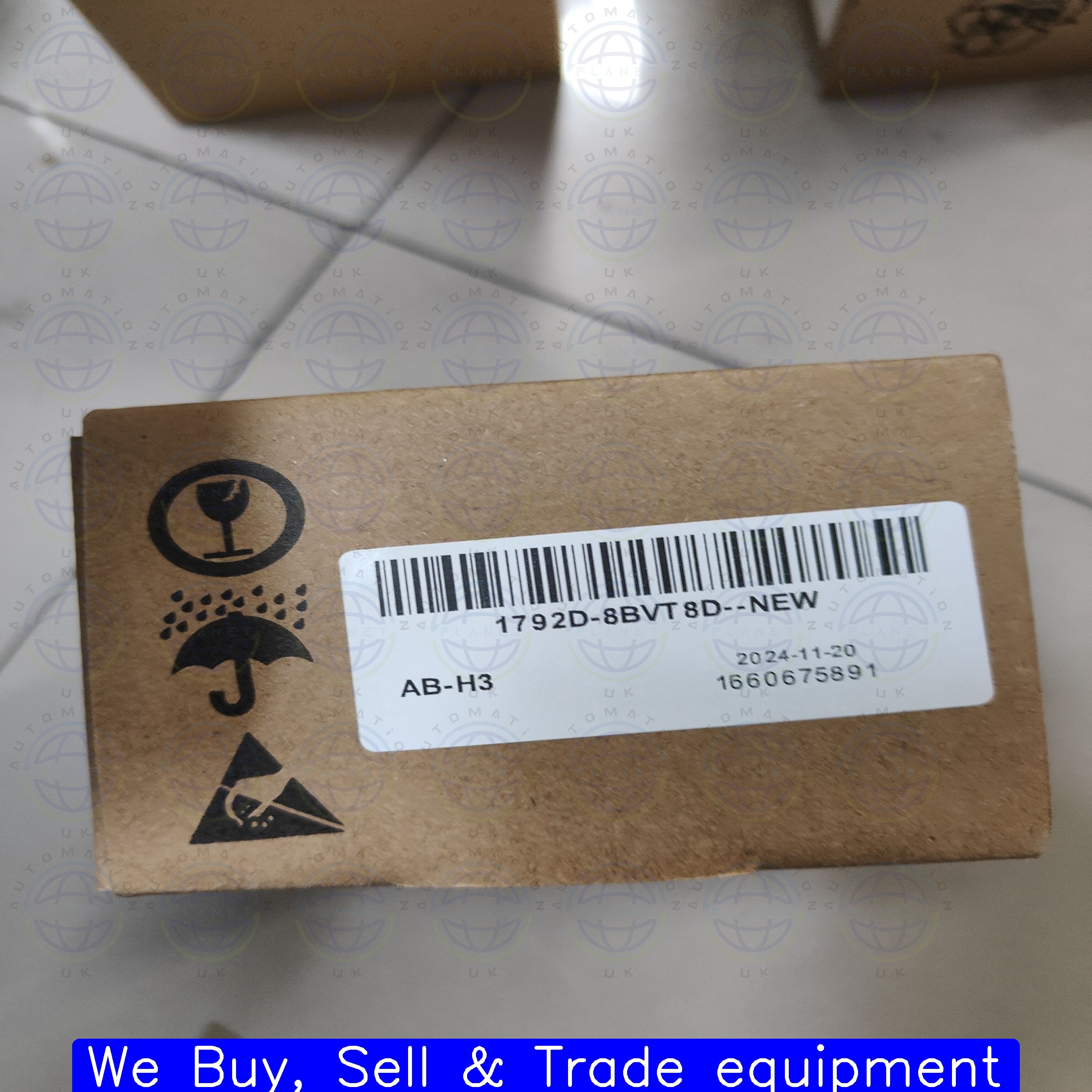 1792D-8BVT8D