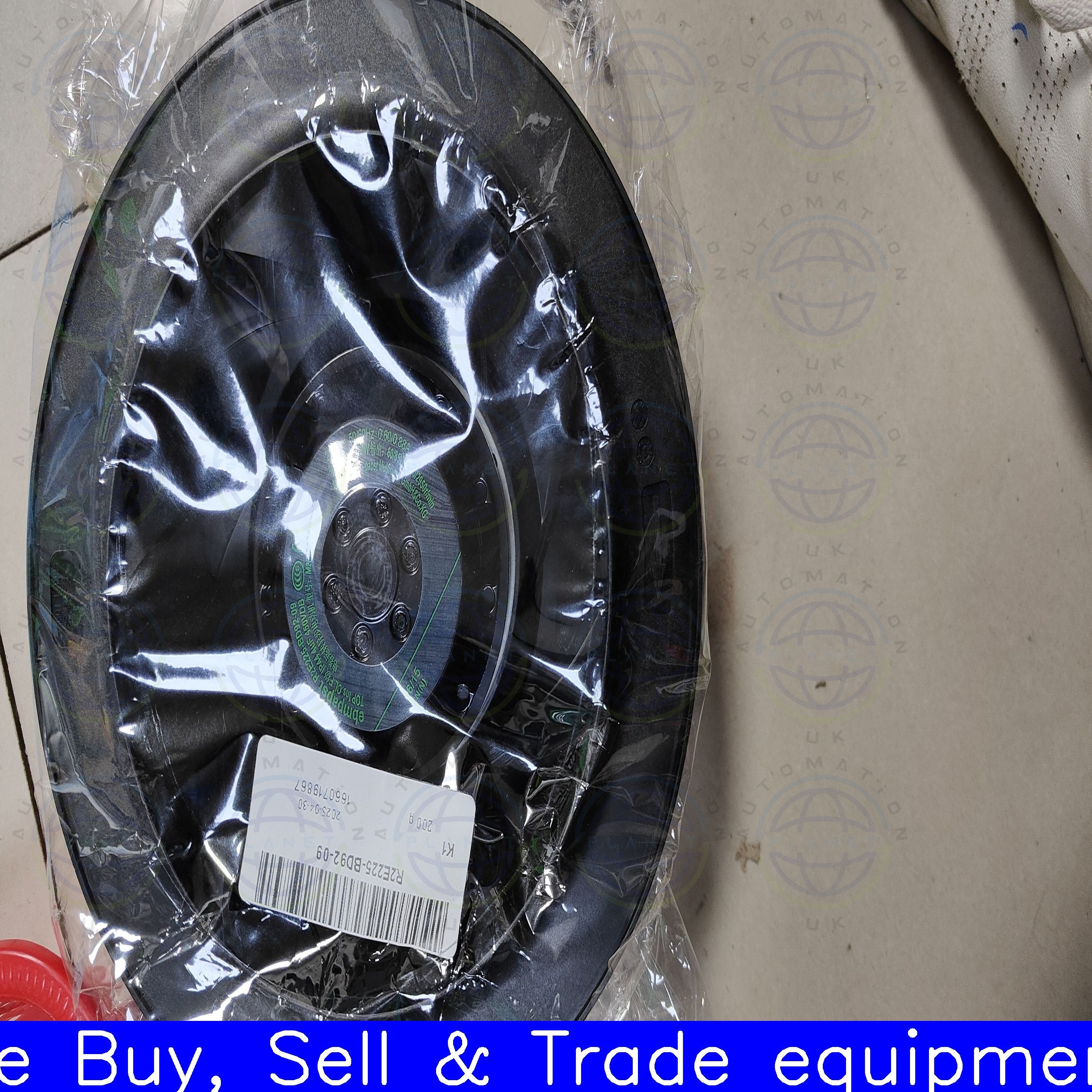 R2E225-BD92-09