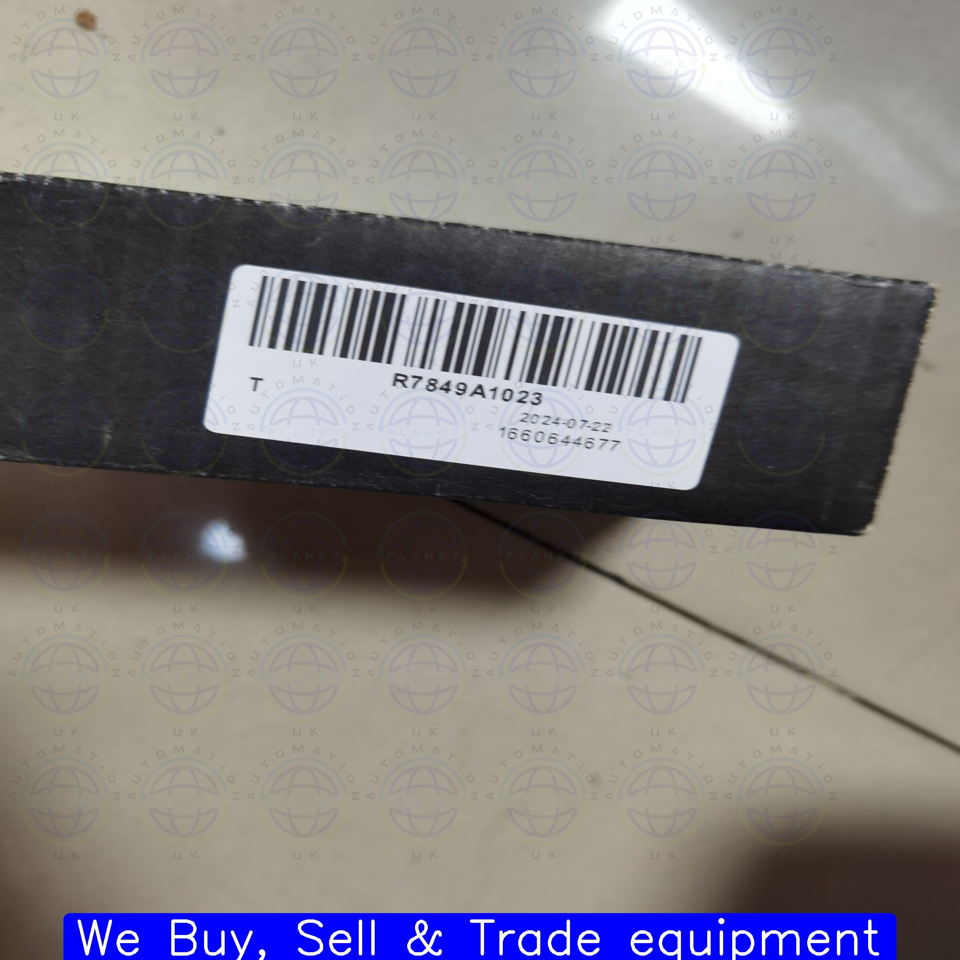 R7849A1023